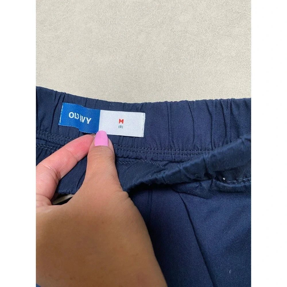 Old navy shorts size 8